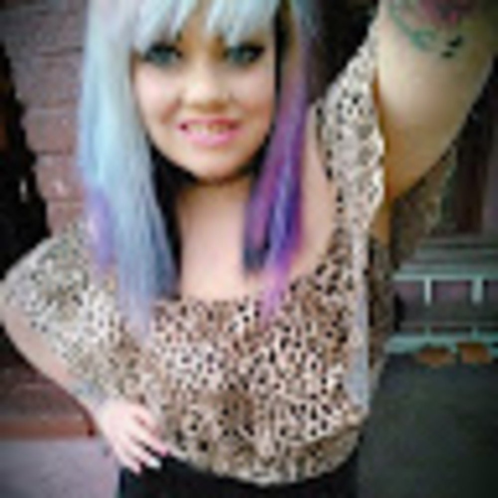 Meet your Posher, Cassandra